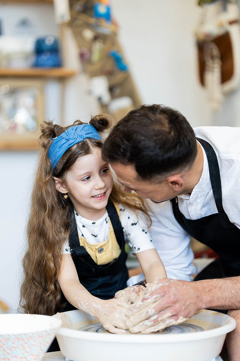 Семейные истории в гончарной мастерской. Детский и семейный фотограф Домодедово