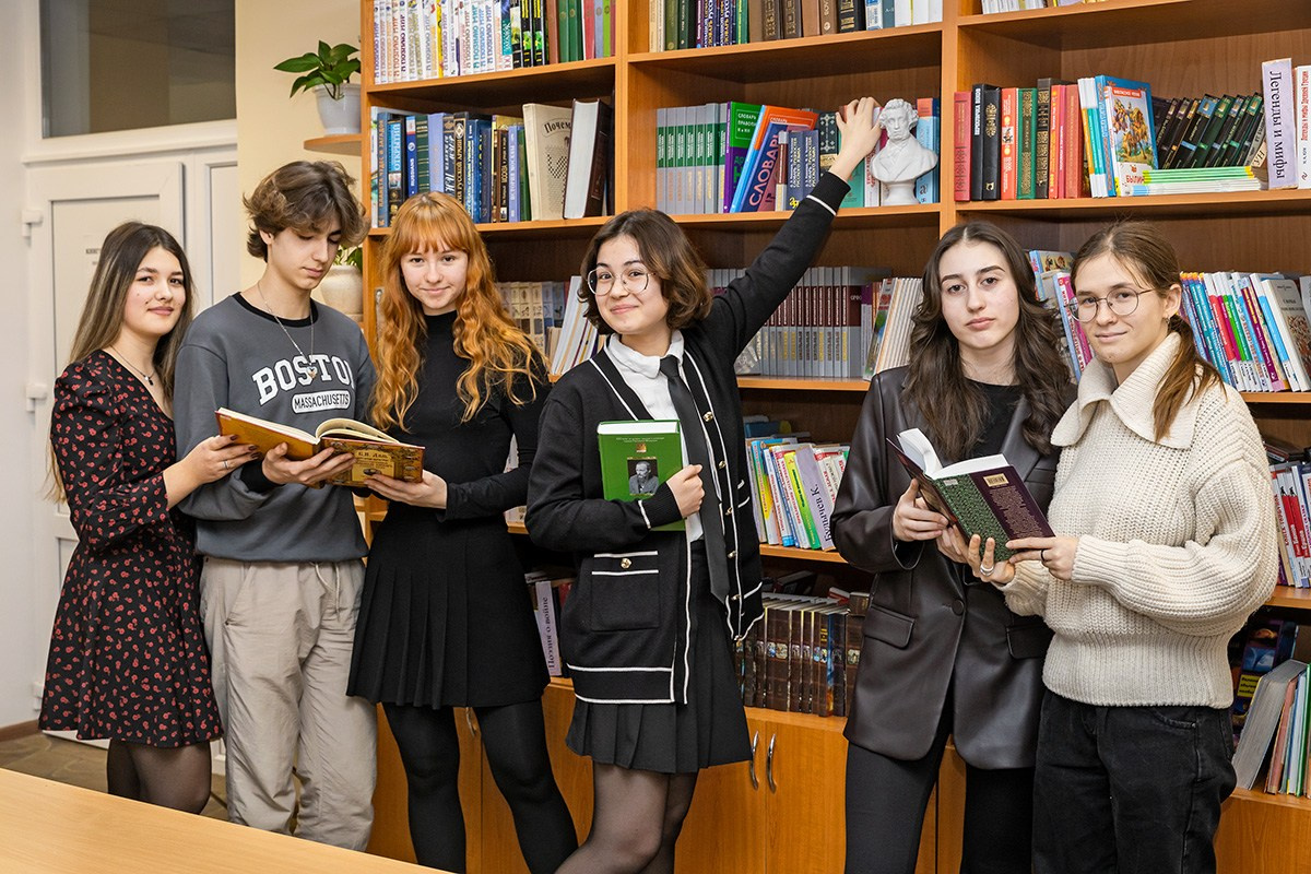 Школьный фотограф - фотосъёмка в школе. Школьный фотограф в Евпатории