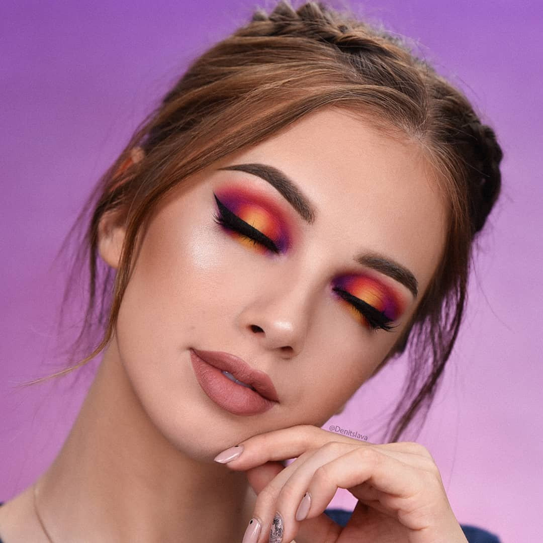 Цветной макияж