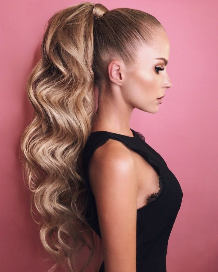 Прически: средние и длинные волосы