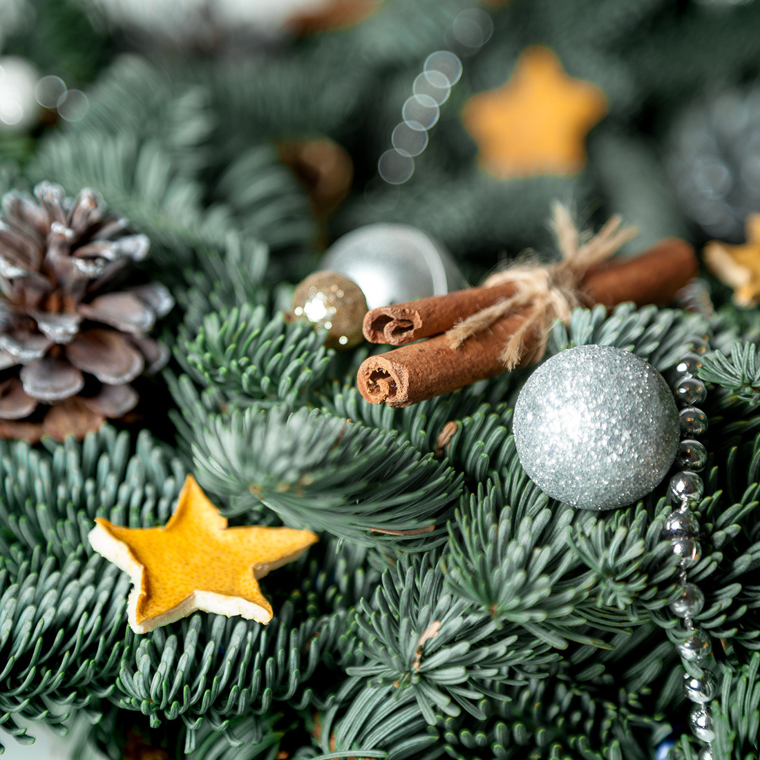 Новогодний венок. Флорист Маргарита Гладкова