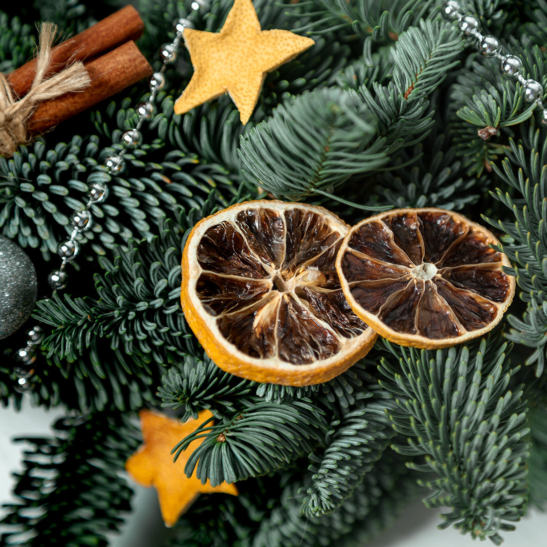 Новогодний венок. Флорист Маргарита Гладкова