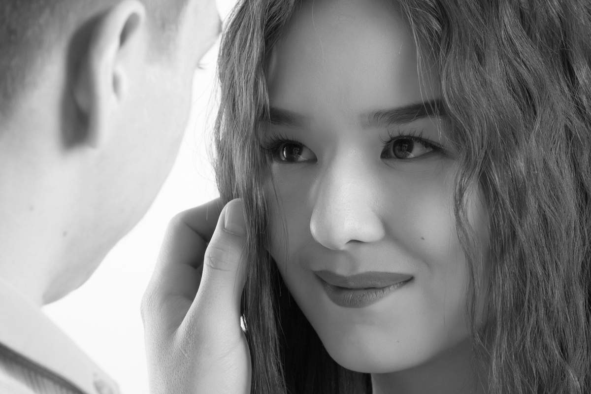 Парная, Love story. BWstudio — фотостудия черно-белой фотографии Алматы. Фотограф Алматы. Фотостудия Алматы