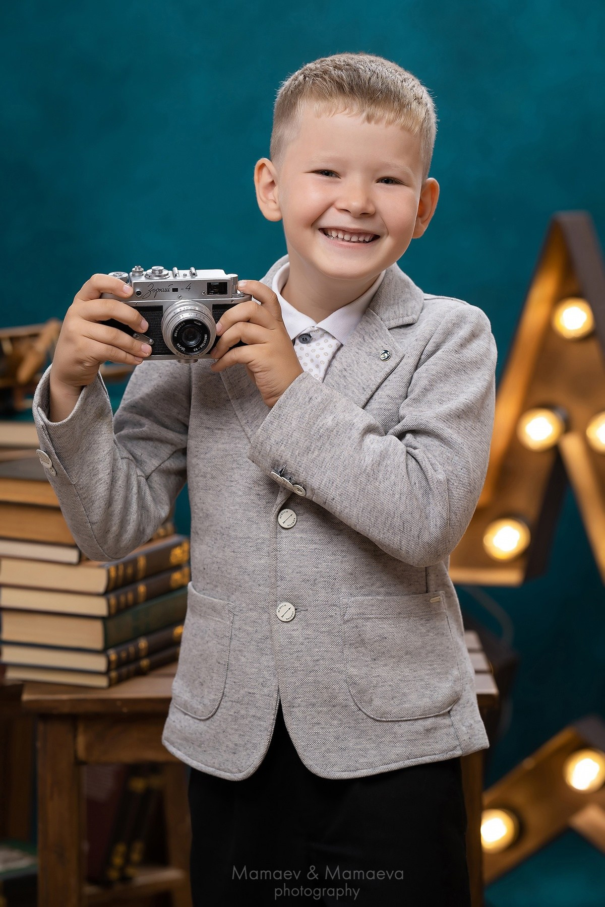 Фотографии, сделанные в школе. Выпускные альбомы от Мамаевых, город Киров