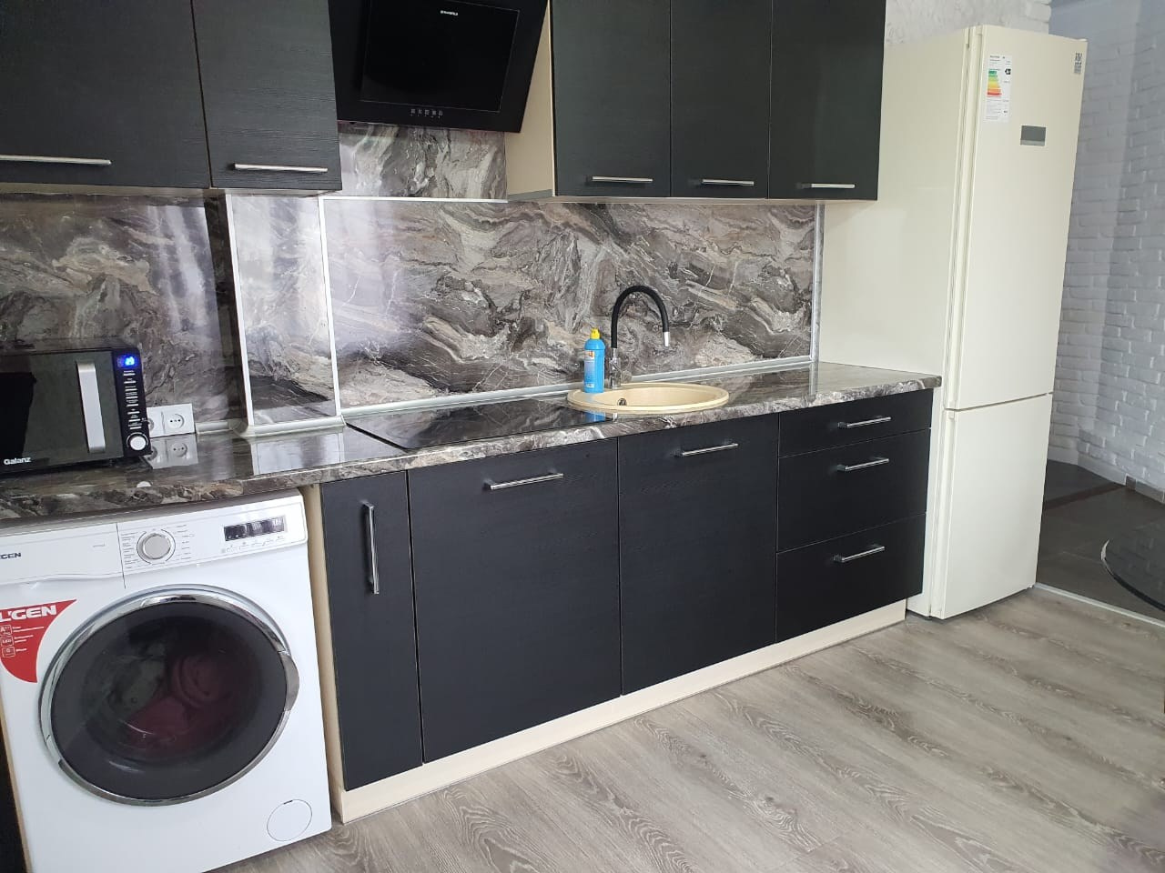 Ул. Матвеева 14. Отдых в Евпатории без забот — аренда жилья, трансфер, размещение под ключ