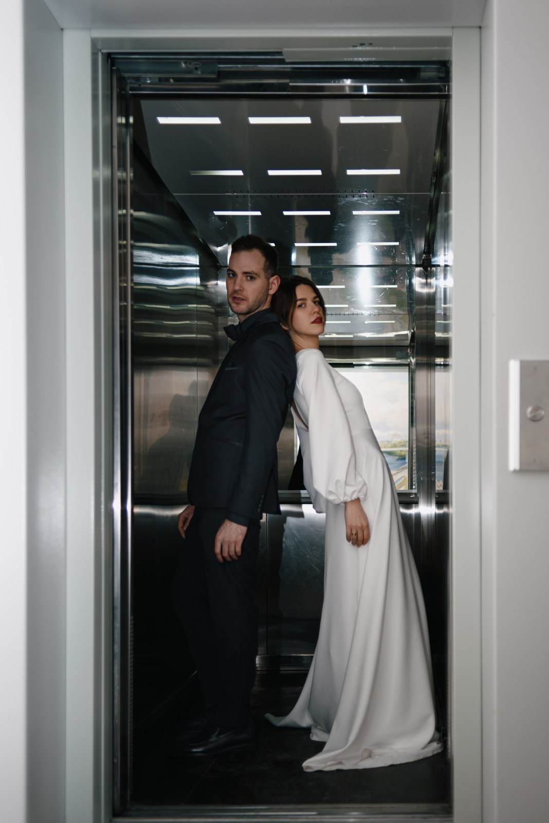 Свадебный фотограф в Тюмени — Стас и Таня — Съемка в отеле и на улице. Фотограф Дарья Мустафина, Тюмень