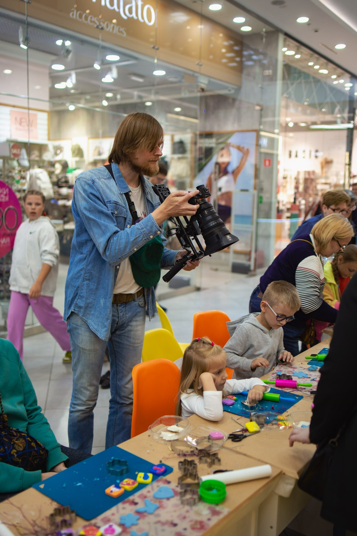 Осеннее чаепитие в ТЦ Хорошо!. Репортажный и концертный фотограф в Москве Анастасия Осень