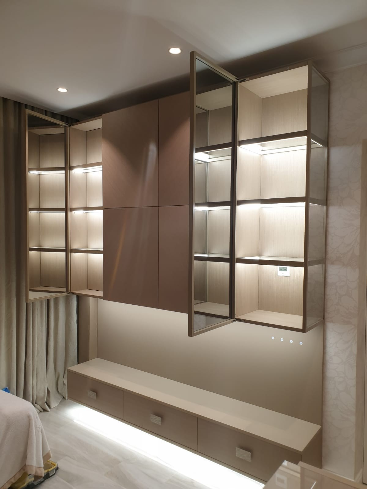 МЕБЕЛЬ. Студия дизайна интерьера в Москве Калараш Александр