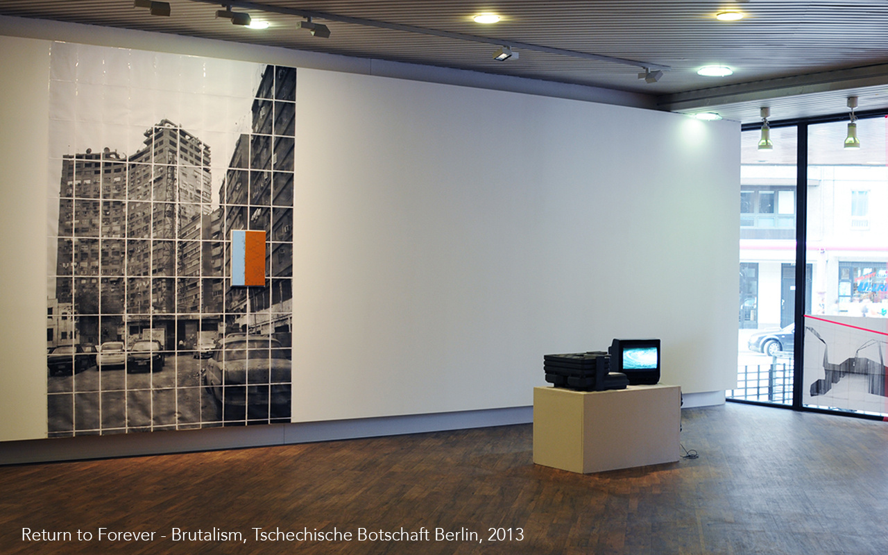 Exhibition views. Mascha Danzis contemporary video and media artist