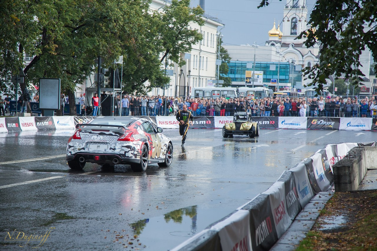 Nissan Nissmo Drive. Профессиональный фотограф Дугинов Николай | Екатеринбург