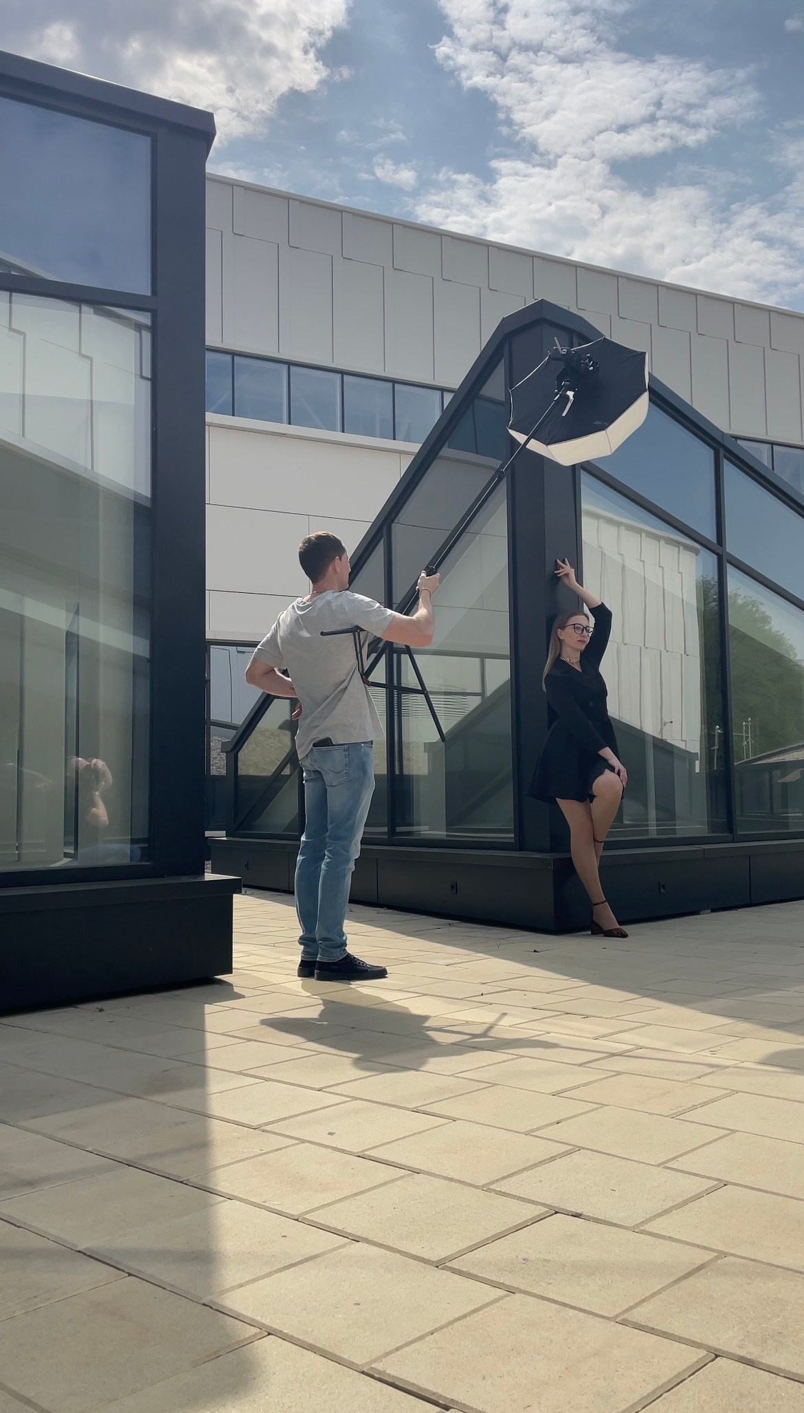 Индивидуальный Урок по фото с искуственным светом. Компания и фотошкола по созданию контента в Москве