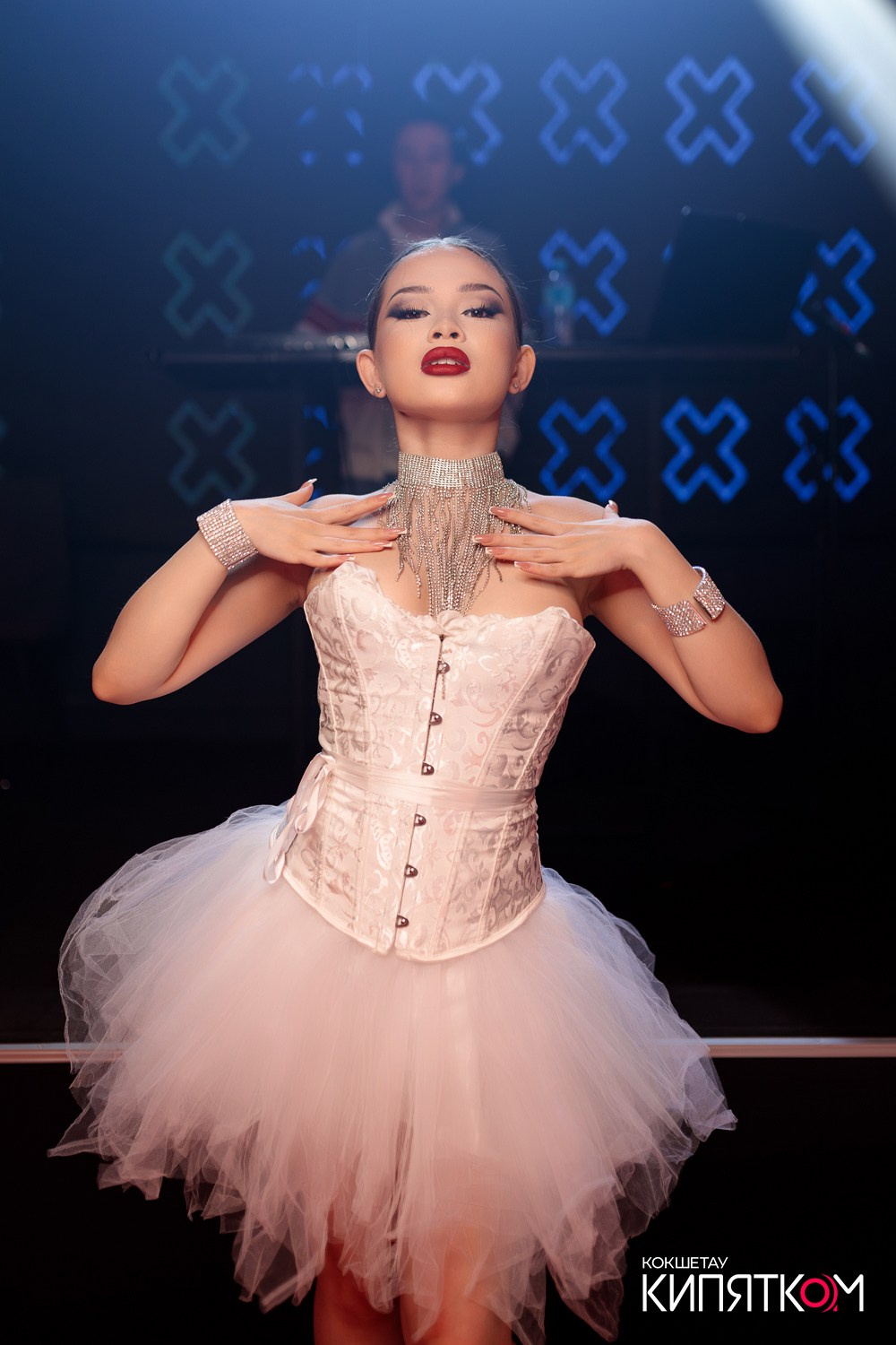 NE BRUKLIN. КИПЯТКОМ КОКШЕТАУ