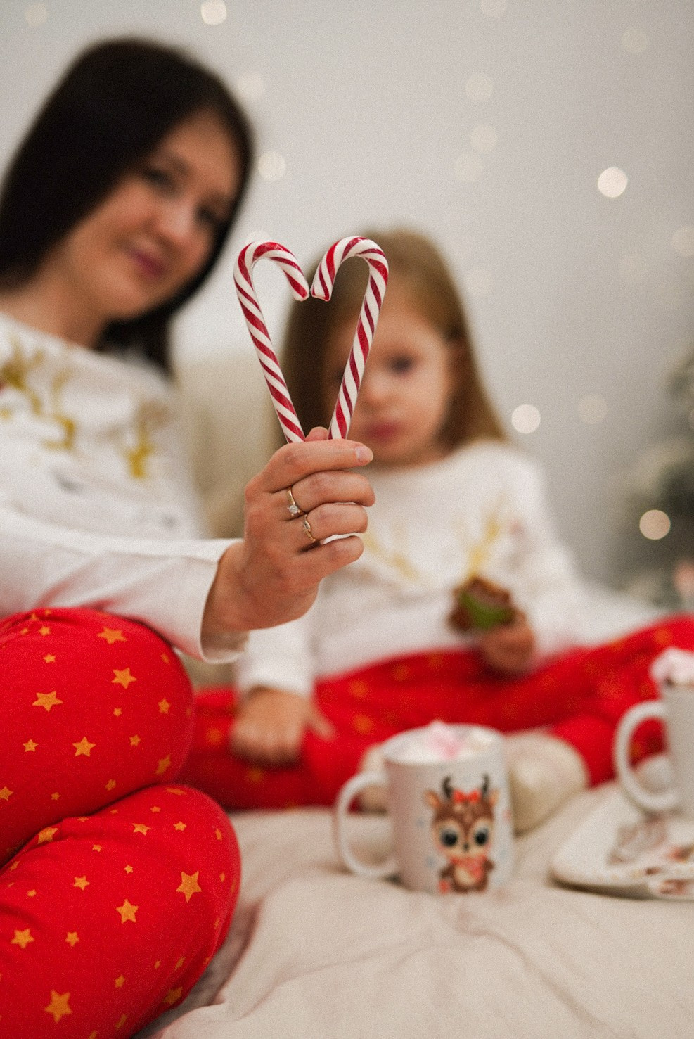 Алиса и Наташа. Главная