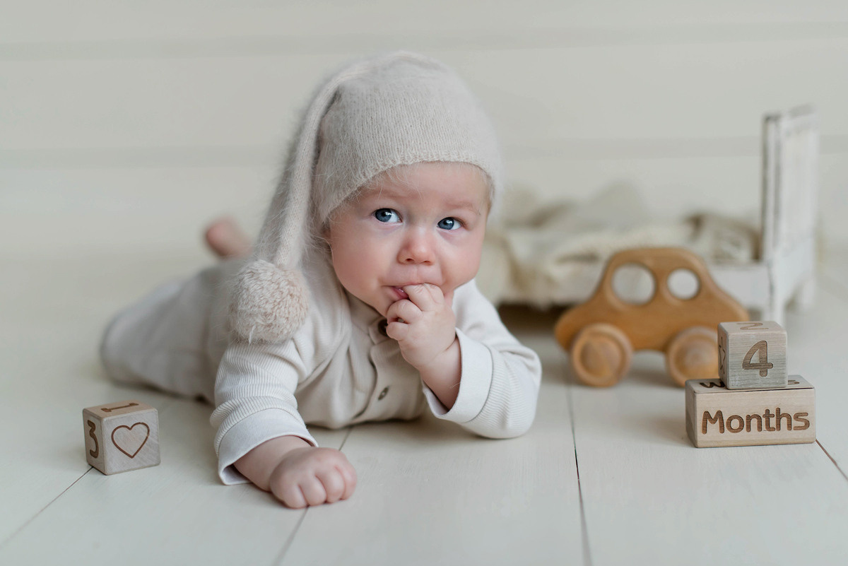 Миша 4 месяца. Фотограф новорожденных Елена Панова