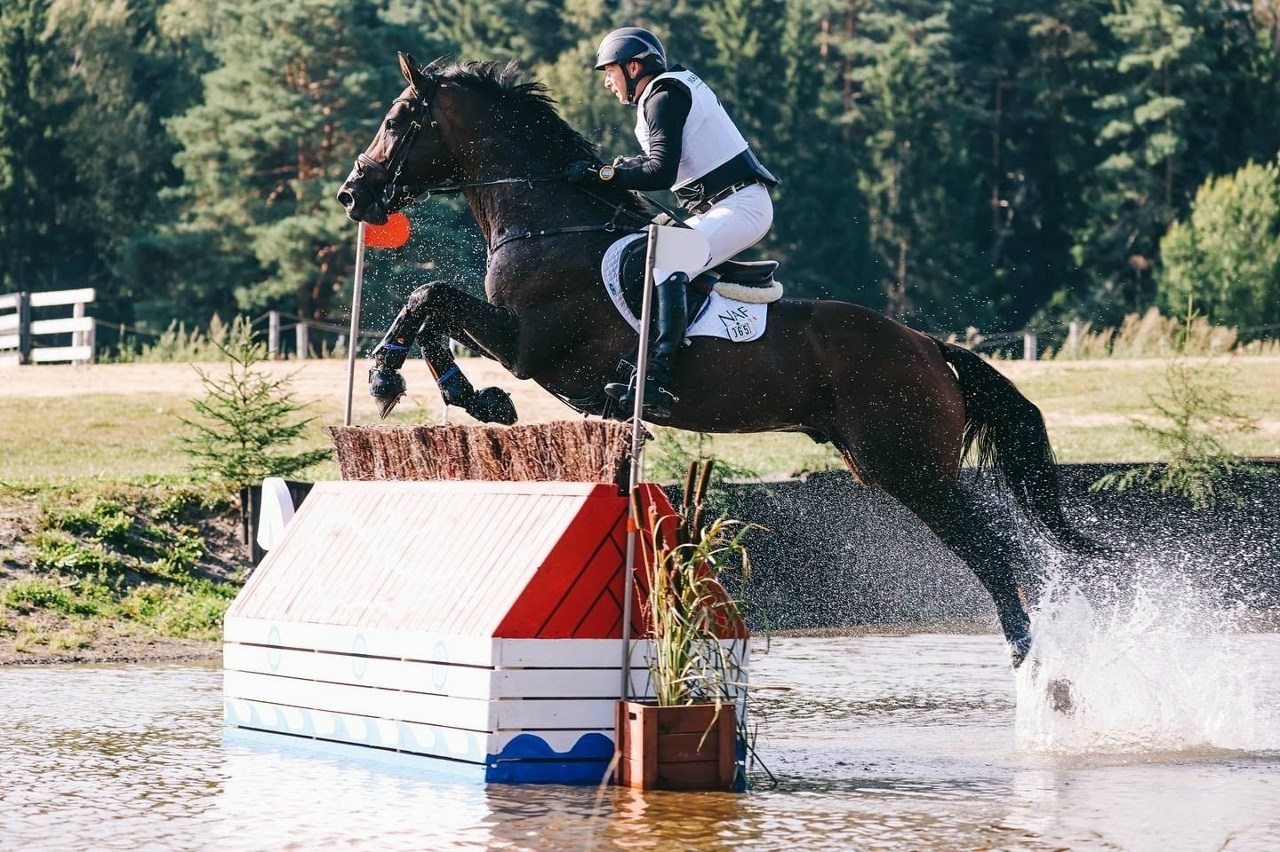 Летние соревнования. Фотосессии с лошадьми