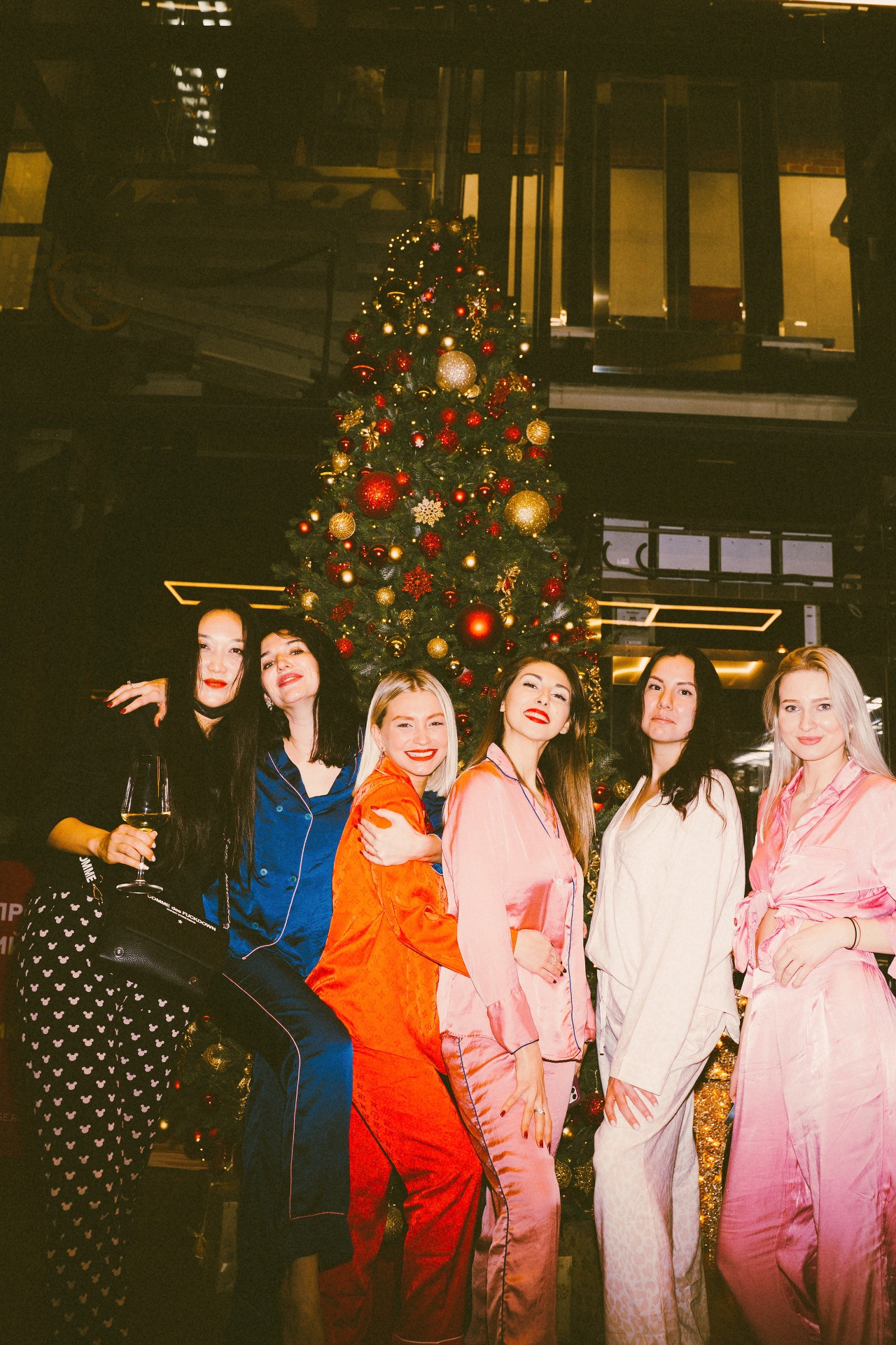 Girl's Xmas Party. Фотограф Серафим Крюков