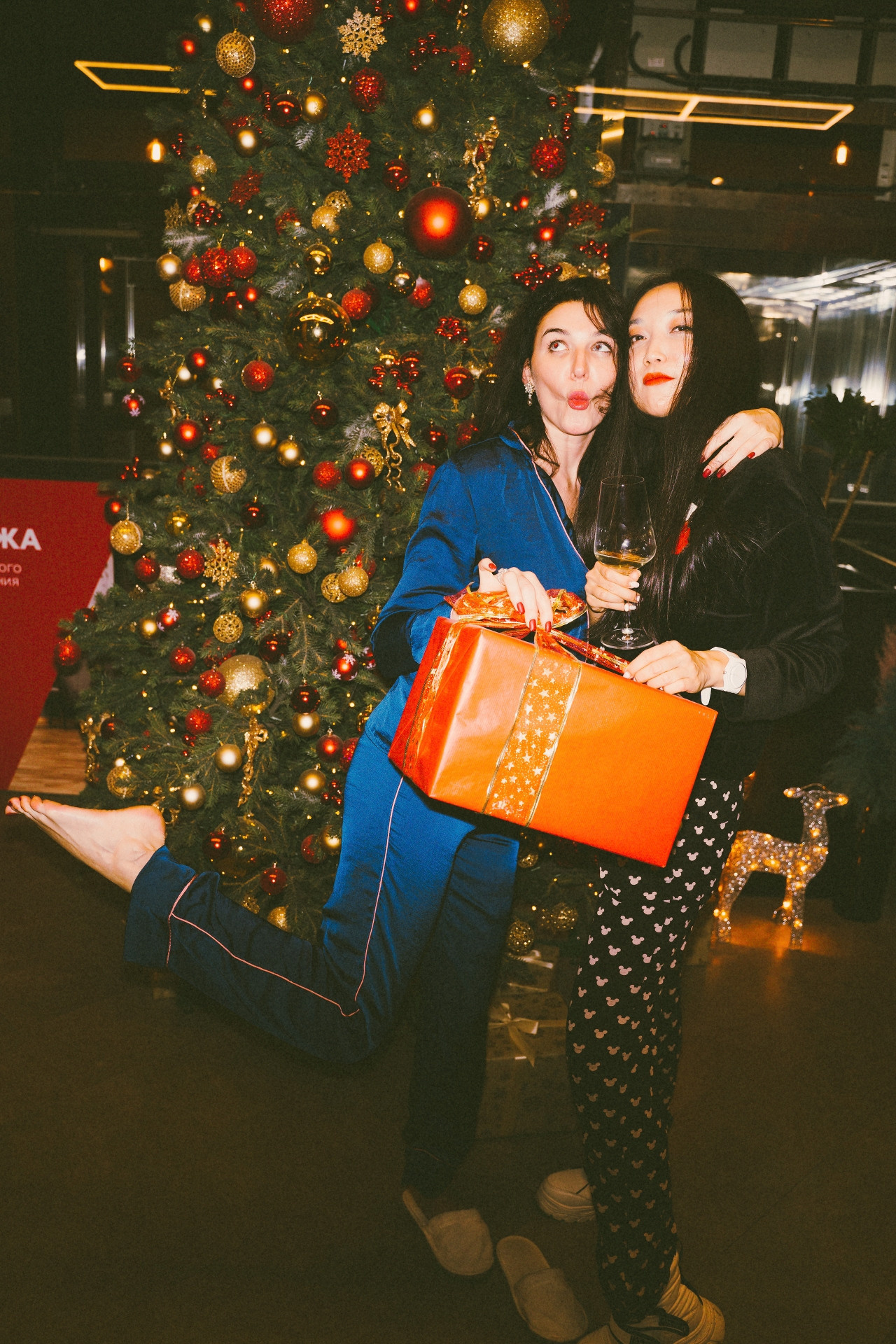 Girl's Xmas Party. Фотограф Серафим Крюков