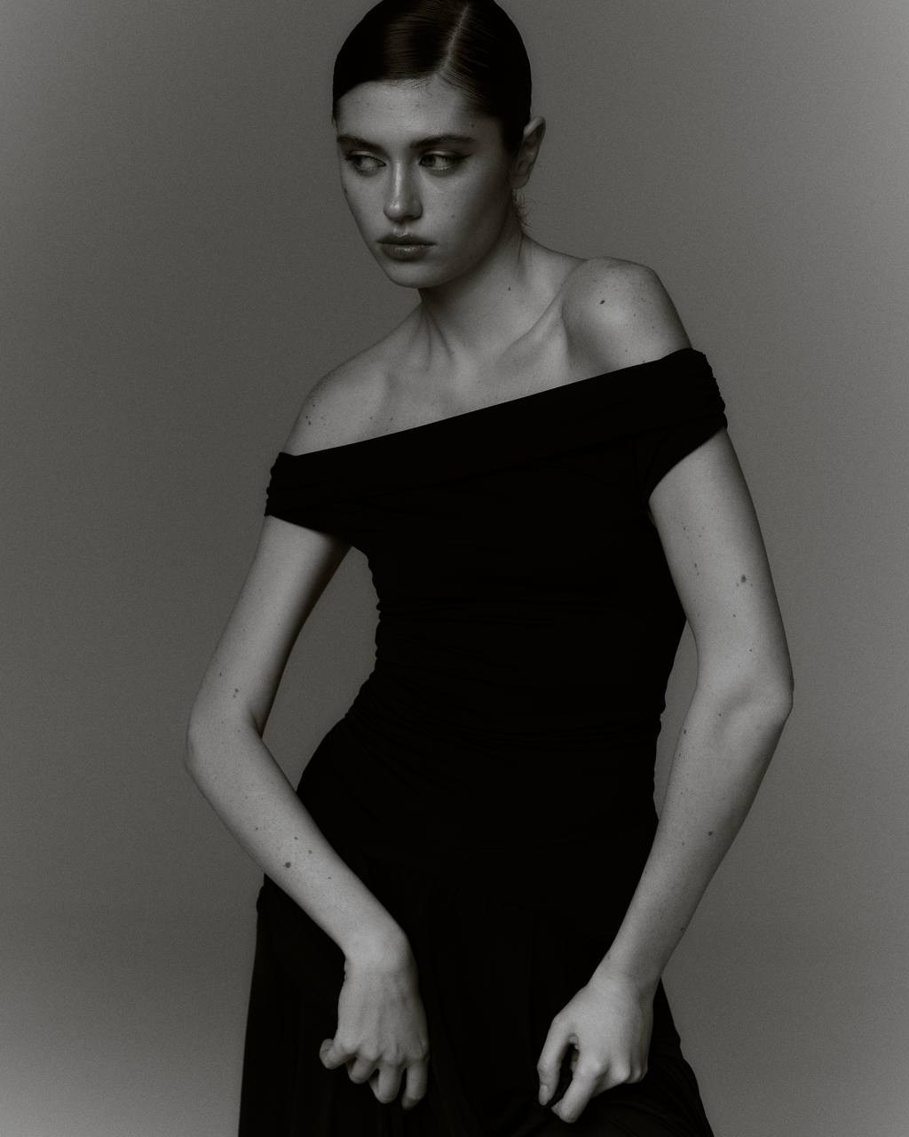 Anastasia. Фотограф для брендов и индивидуальных фотосессий в Москве