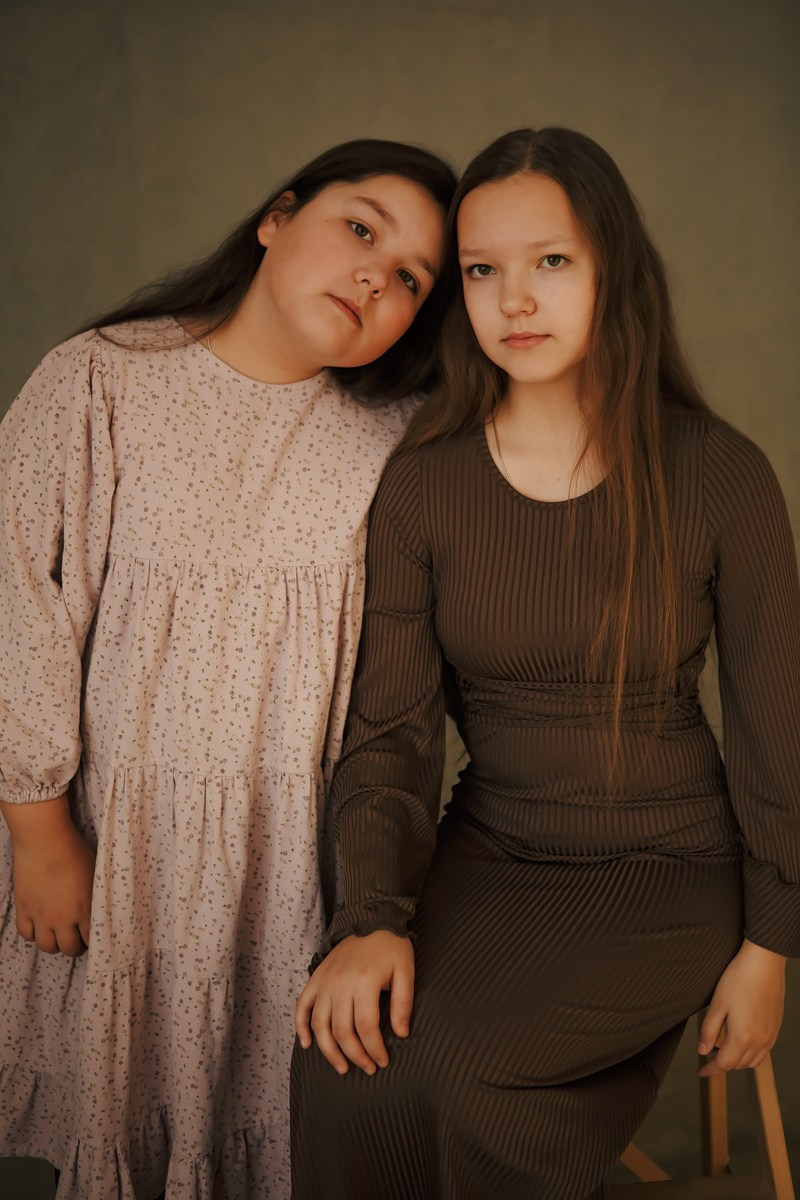 Катя, Николай, Лиза, Ксюша, Аня, Маша, Капитолина. Фотограф Александра Рышкова