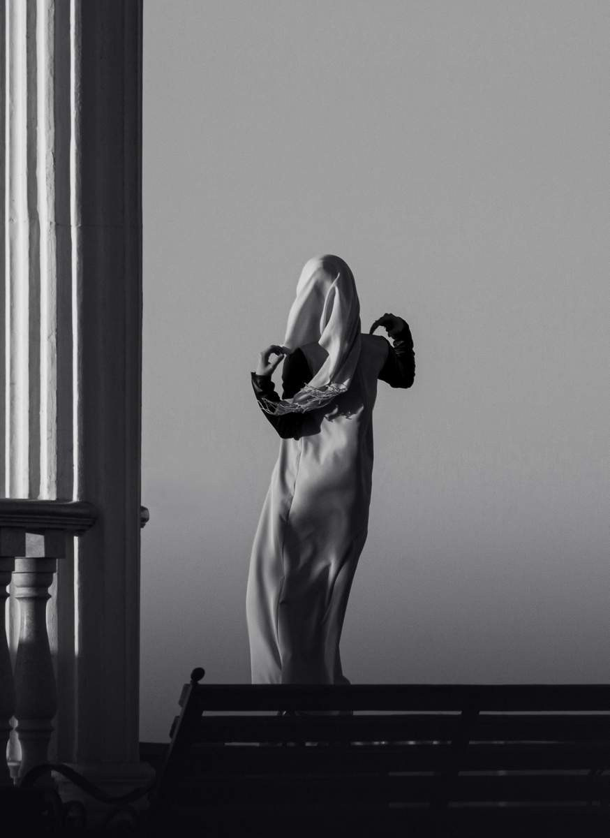 Женский портрет. BWstudio — фотостудия черно-белой фотографии Алматы. Фотограф Алматы. Фотостудия Алматы