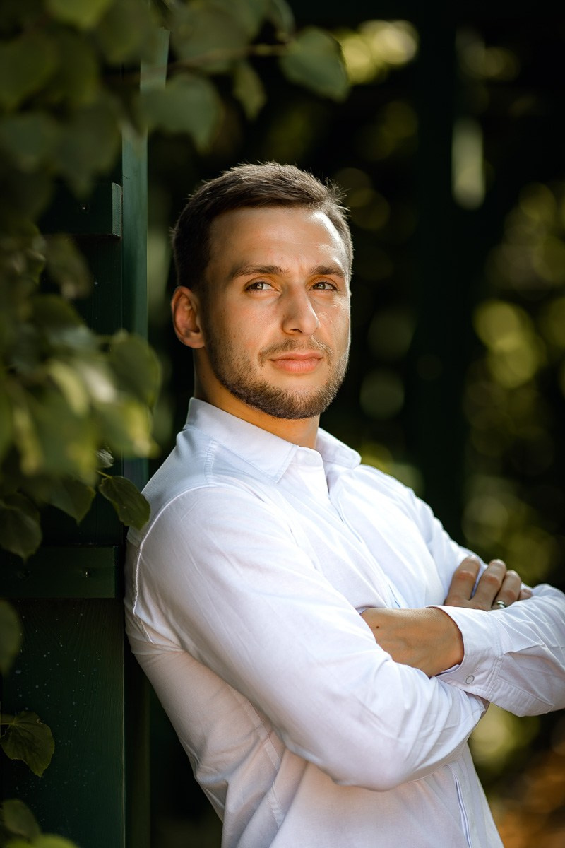 Свадебная фотосессия на улице. Свадебный фотограф в Санкт-Петербурге Антон Владимиров