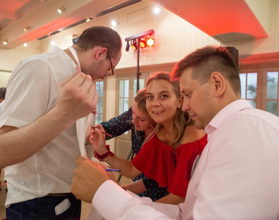 Ангелина и Дима. Ведущий на свадьбу в Москве Зубков Алексей