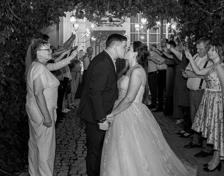 Ангелина и Дима. Ведущий на свадьбу в Москве Зубков Алексей