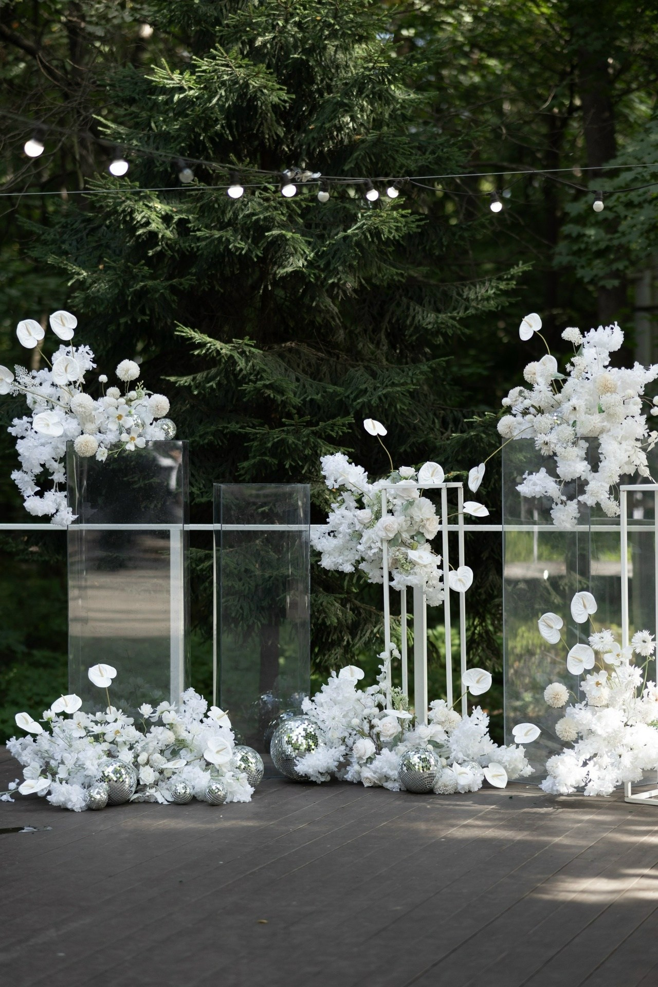 Декор Джуси роуз. Подрядчики и друзья сети свадебных площадок House for wedding