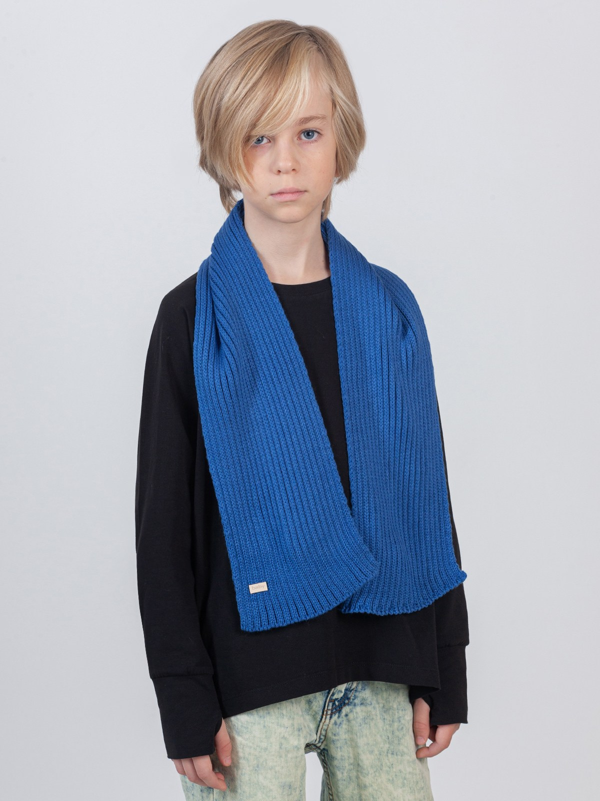 Фотосъёмка детских шарфов для валдберриз. Сборные фотосъёмки в Москве. фотосессии одежды.фотограф