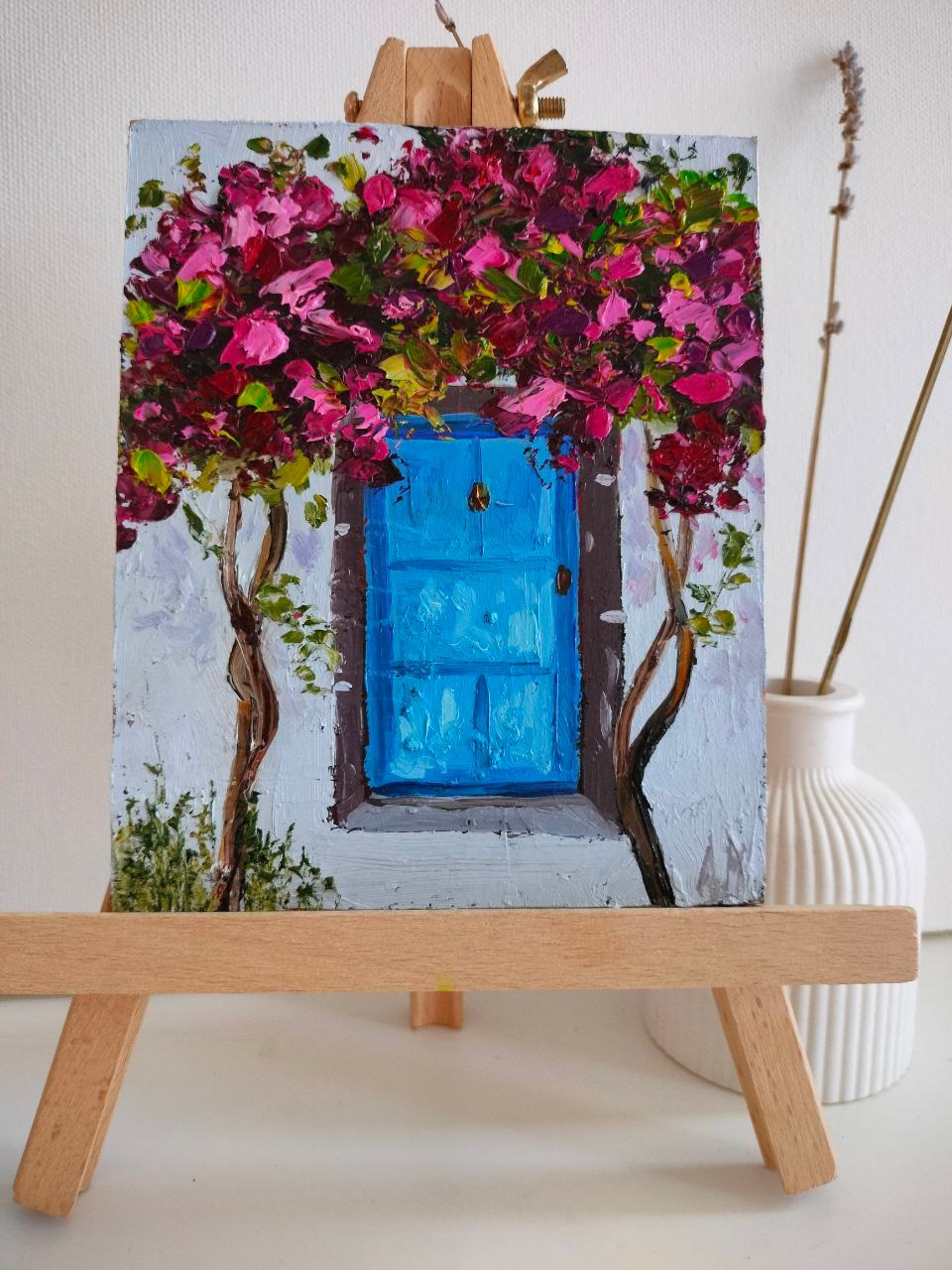 Купить масляную картину — миниатюра на холсте. Дверь и цветы
