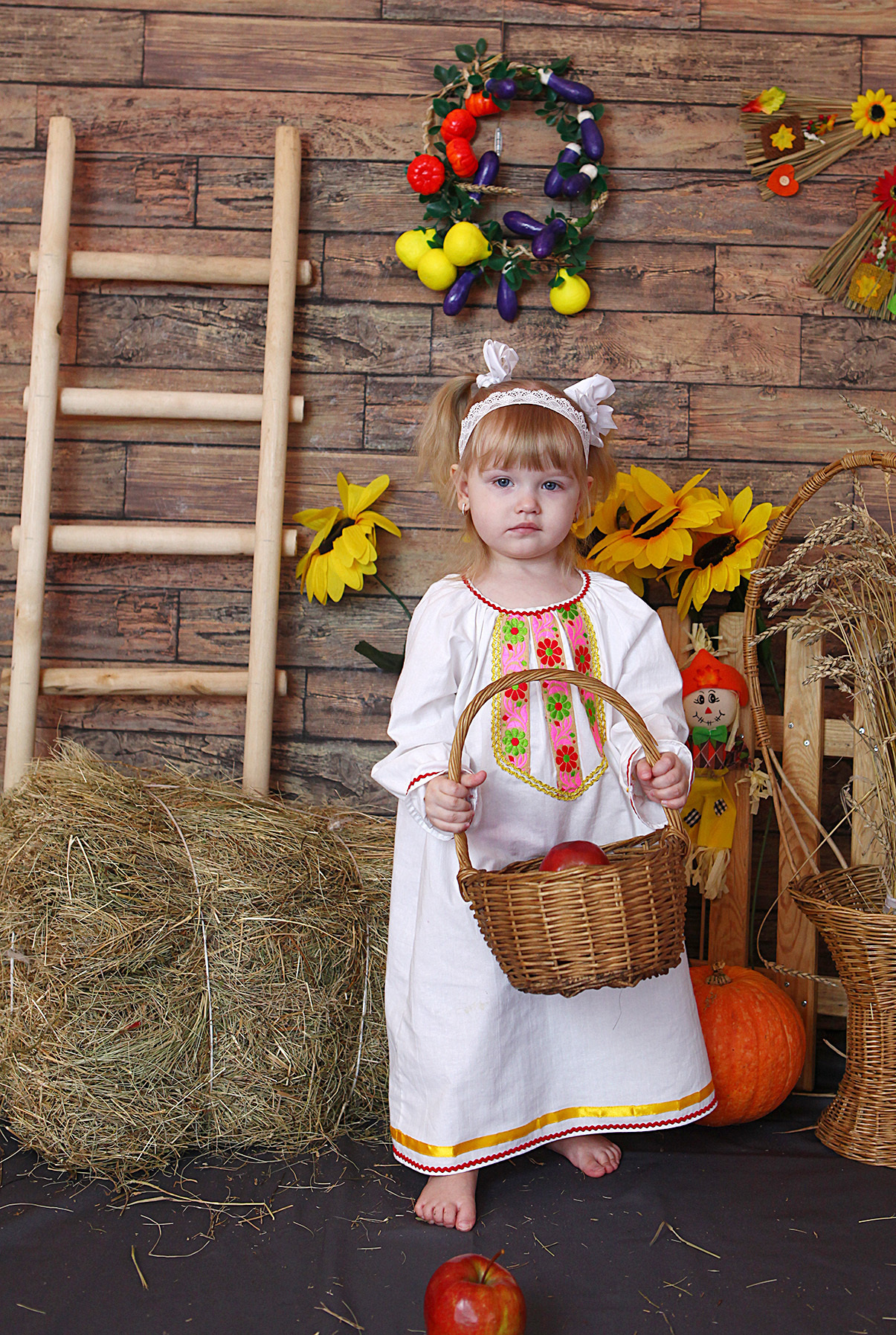 Школьный фотограф Мария Беккер, общие и портретные фотографии школа, д. Мария Беккер - фотограф: свадебный, семейный, детский