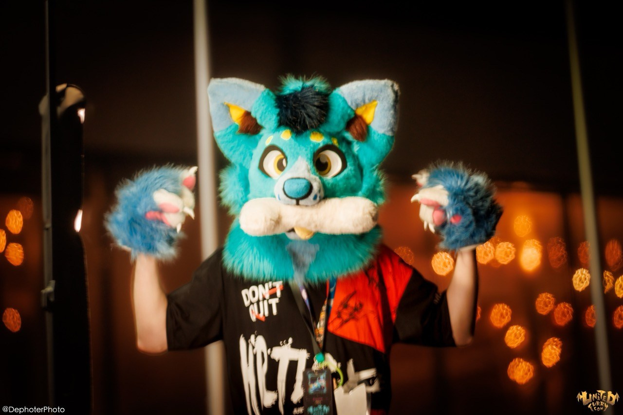 United Furry Convention 2026. Различные мероприятия и просто фотографии людей