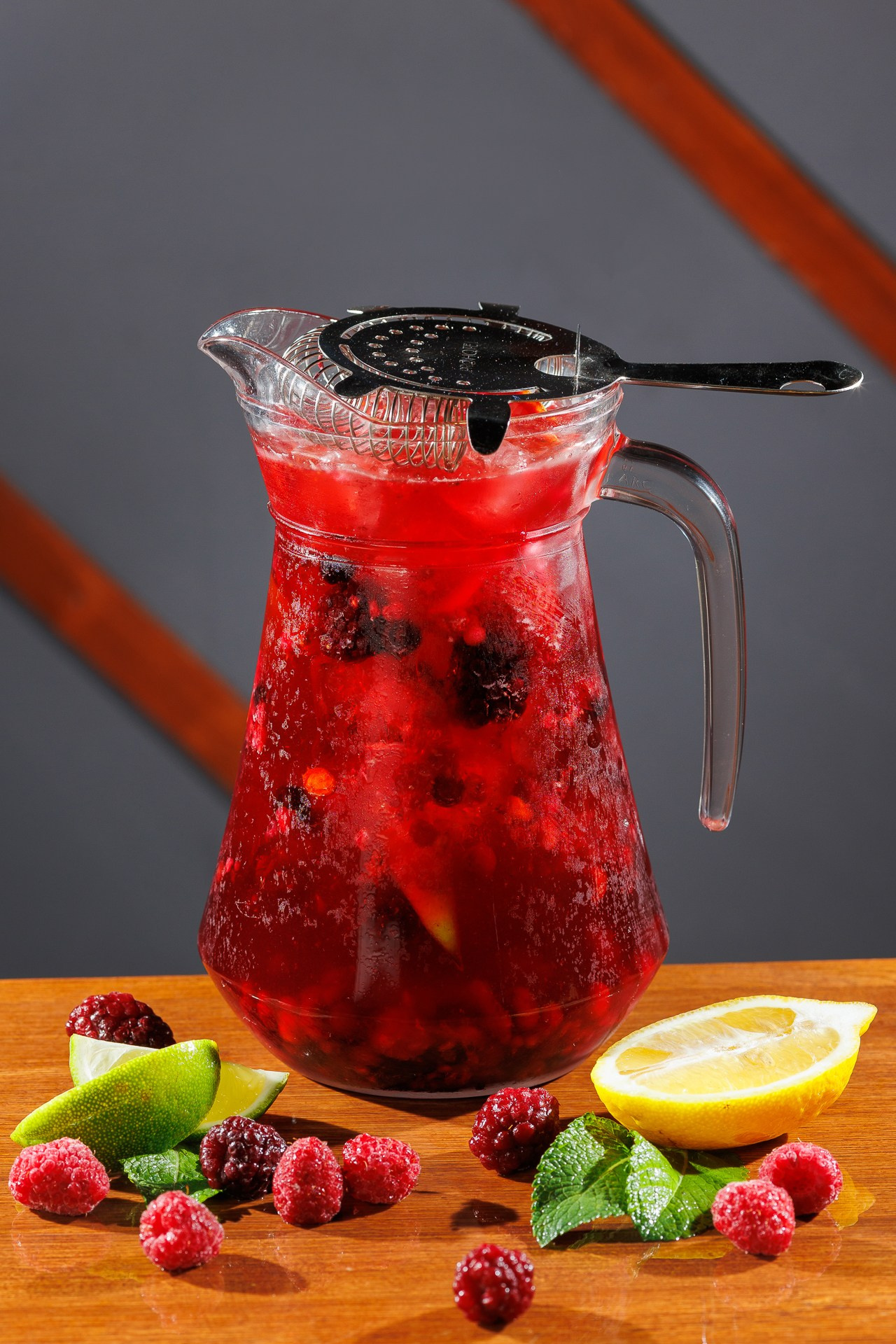 ЭльКрыша. Фотосъёмка для бизнеса — предметное фото, репортаж с мероприятий, портреты людей, съёмка интерьера и экстерьера