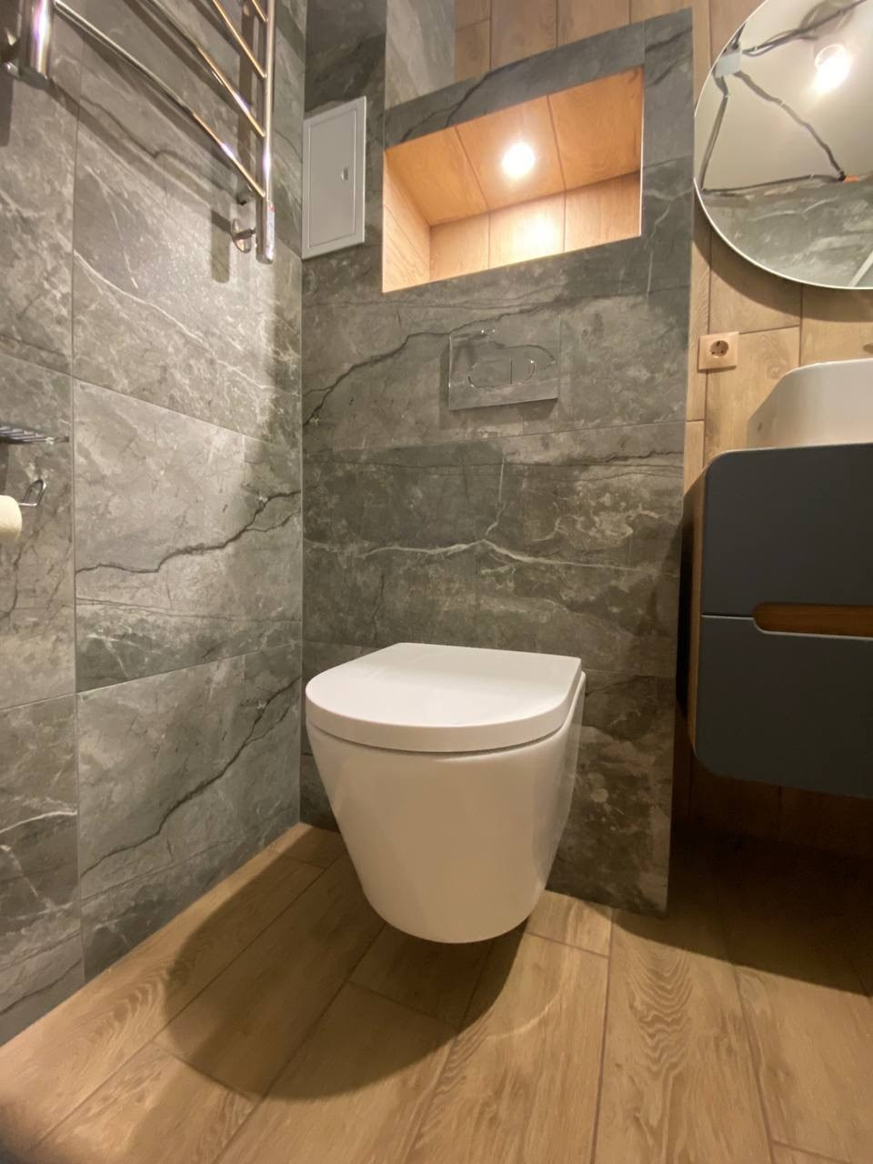 Ванная комната (с. Осиново ул. Гайсина д. 9). Ремонт санузла, туалета, ванной под ключ в Казани. Укладка плитки