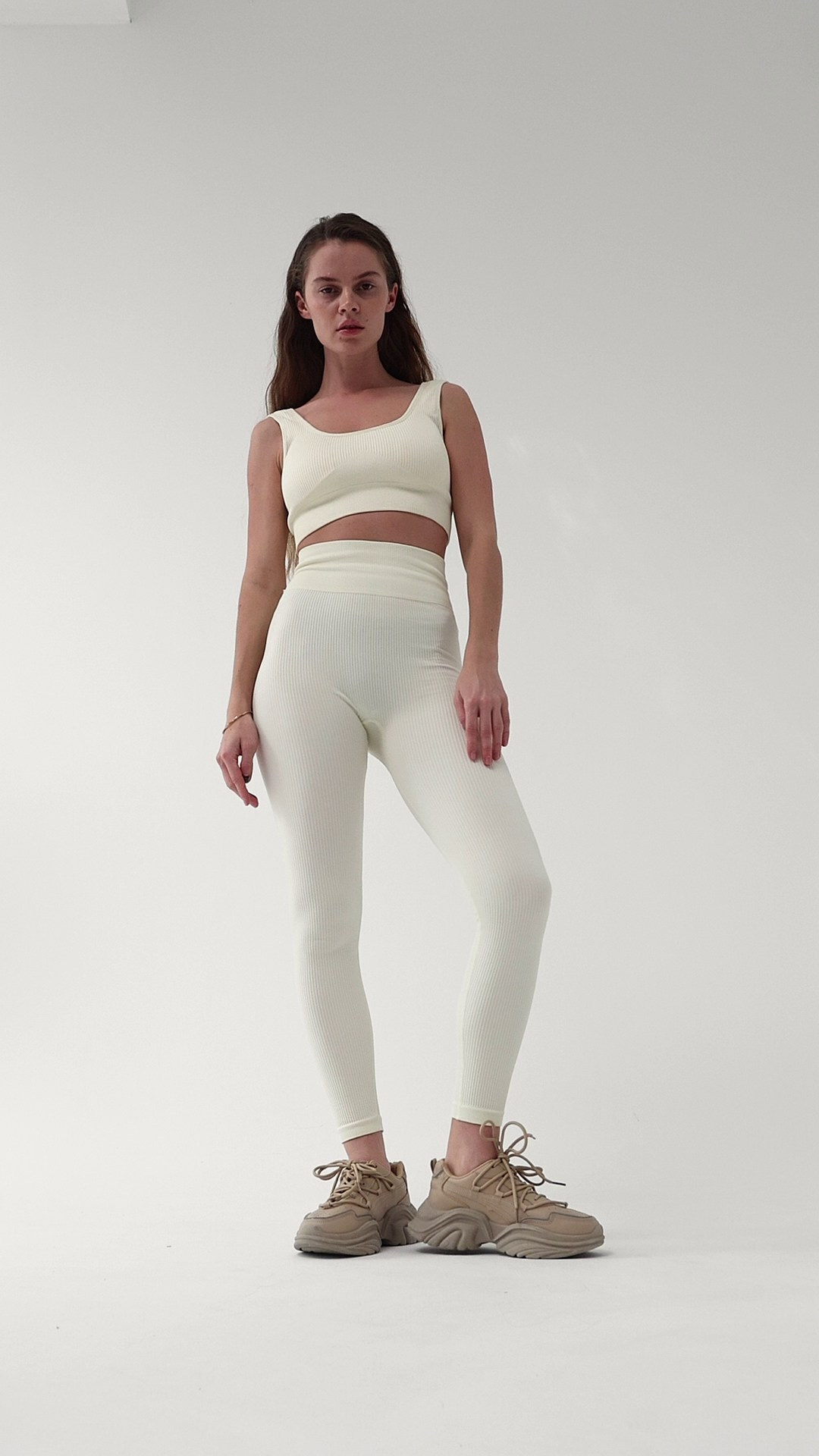 Revekka. Стрит съемки для маркетплейсов в Сочи | ИИ контент | fashionprod