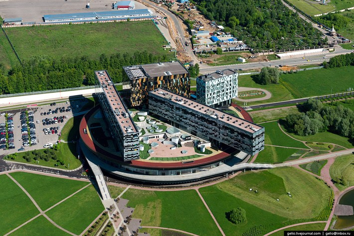 Сколково Москва. Фотограф для маркетплейсов Михаил Бове