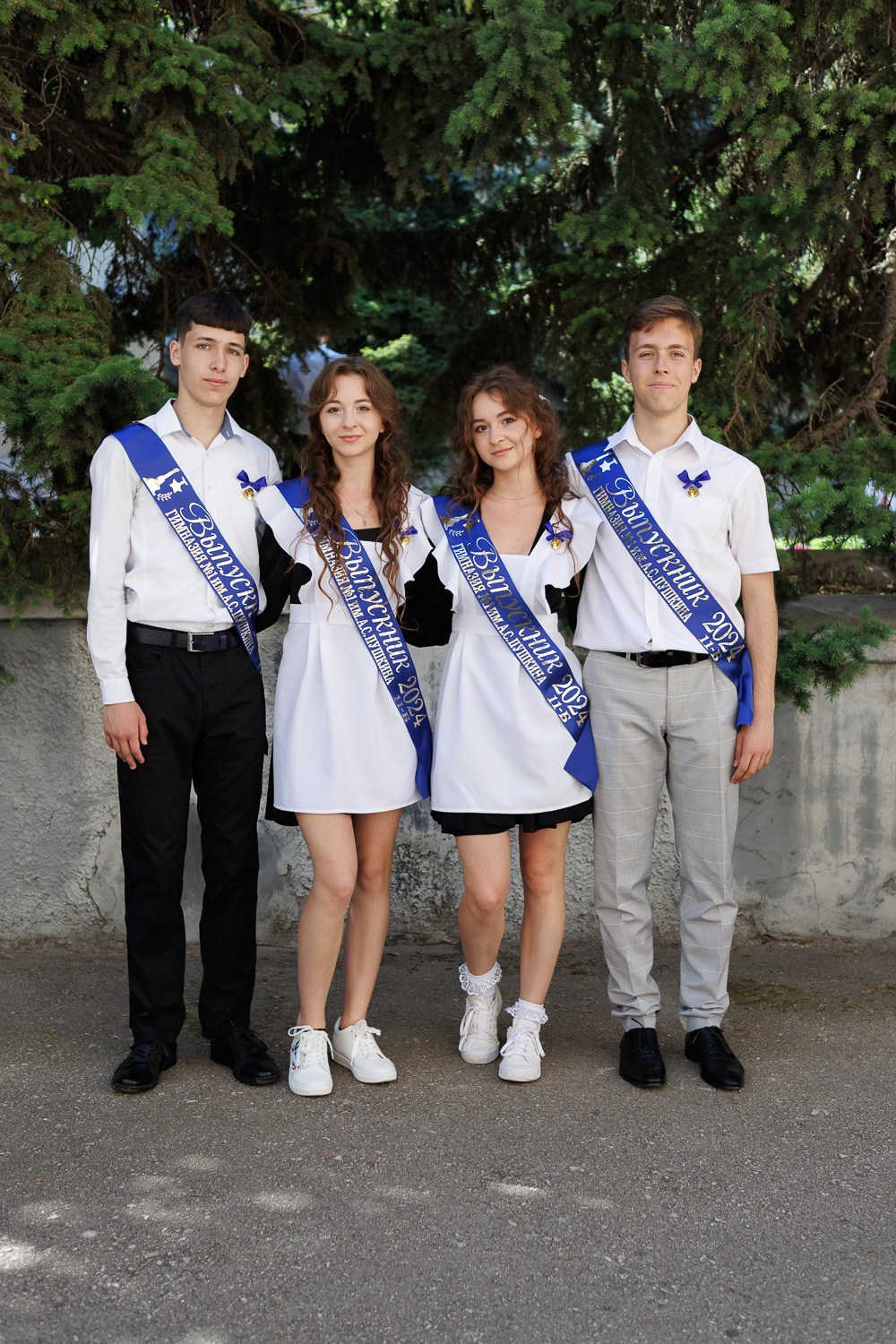 Последний звонок в Гимназии № 1, г. Севастополь. Свадебный фотограф, фотосъемка в Крыму, Севастополе, Симферополе, Ялте