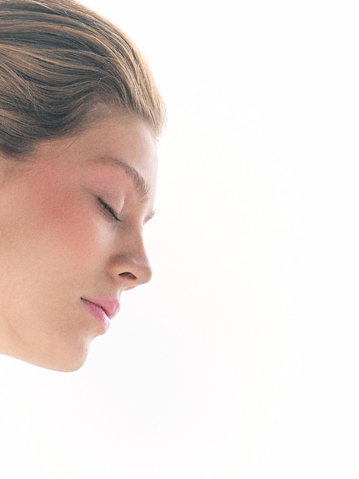 Fandigolde. Фотограф в Москве и Сургуте Алла Лесовая. Снимаю каталог для брендов и индивидуальные портреты для людей