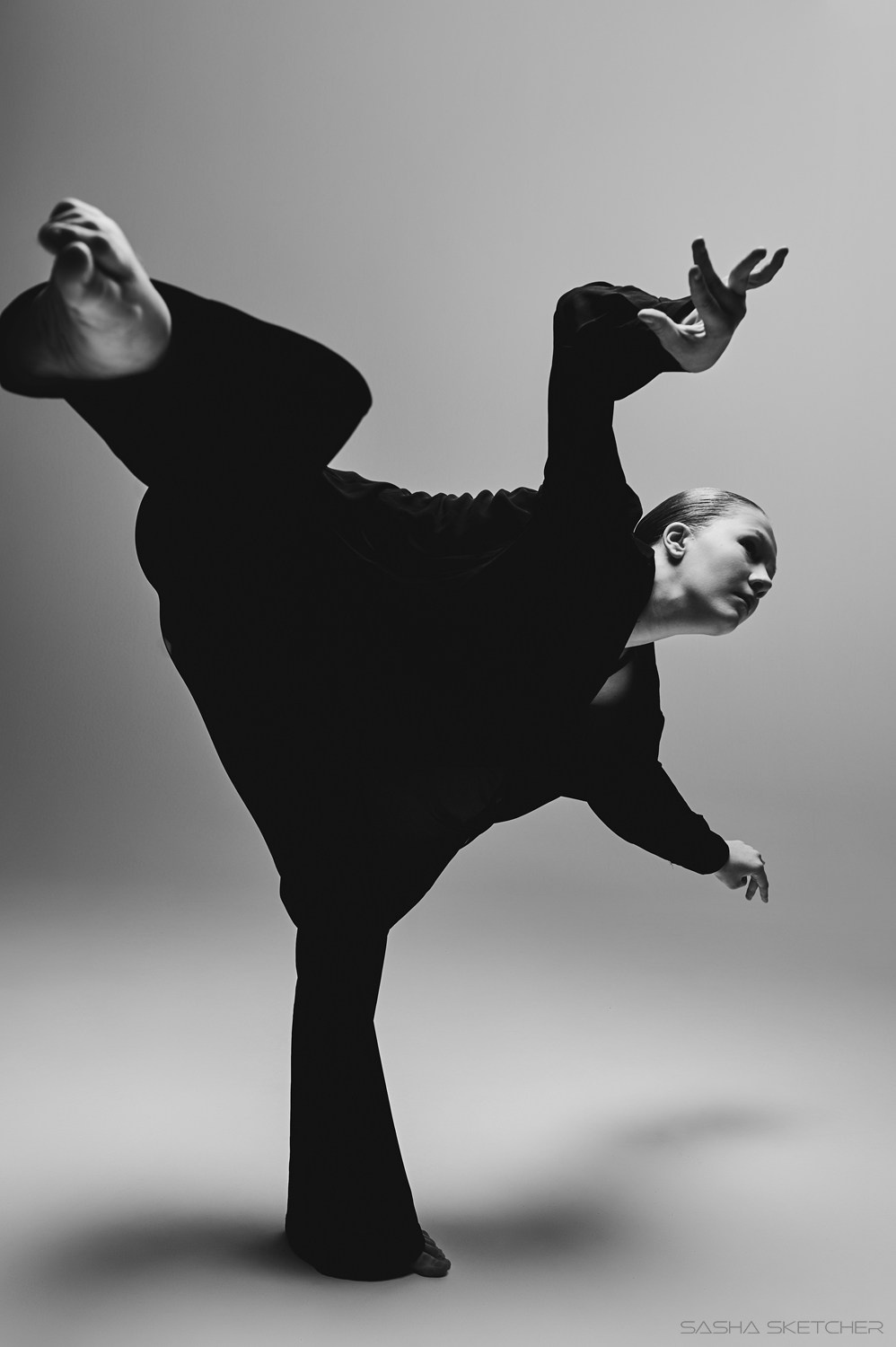 ДВИЖЕНИЕ. SASHA SKETCHER