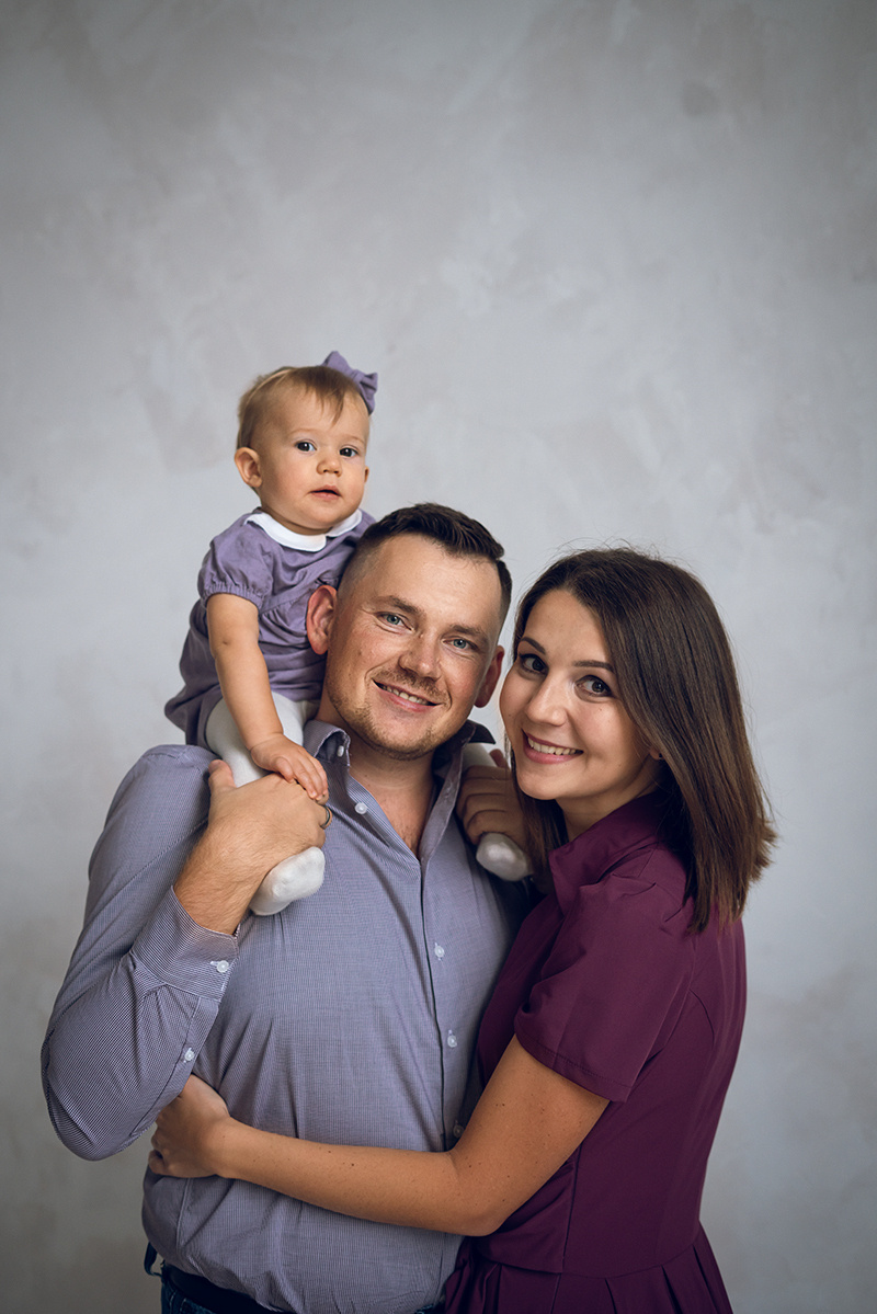 Семейная фотосессия на 1 годик ребенку с родителями в Москве - Анна Бо. Видеограф в Москве Анна Бортникова