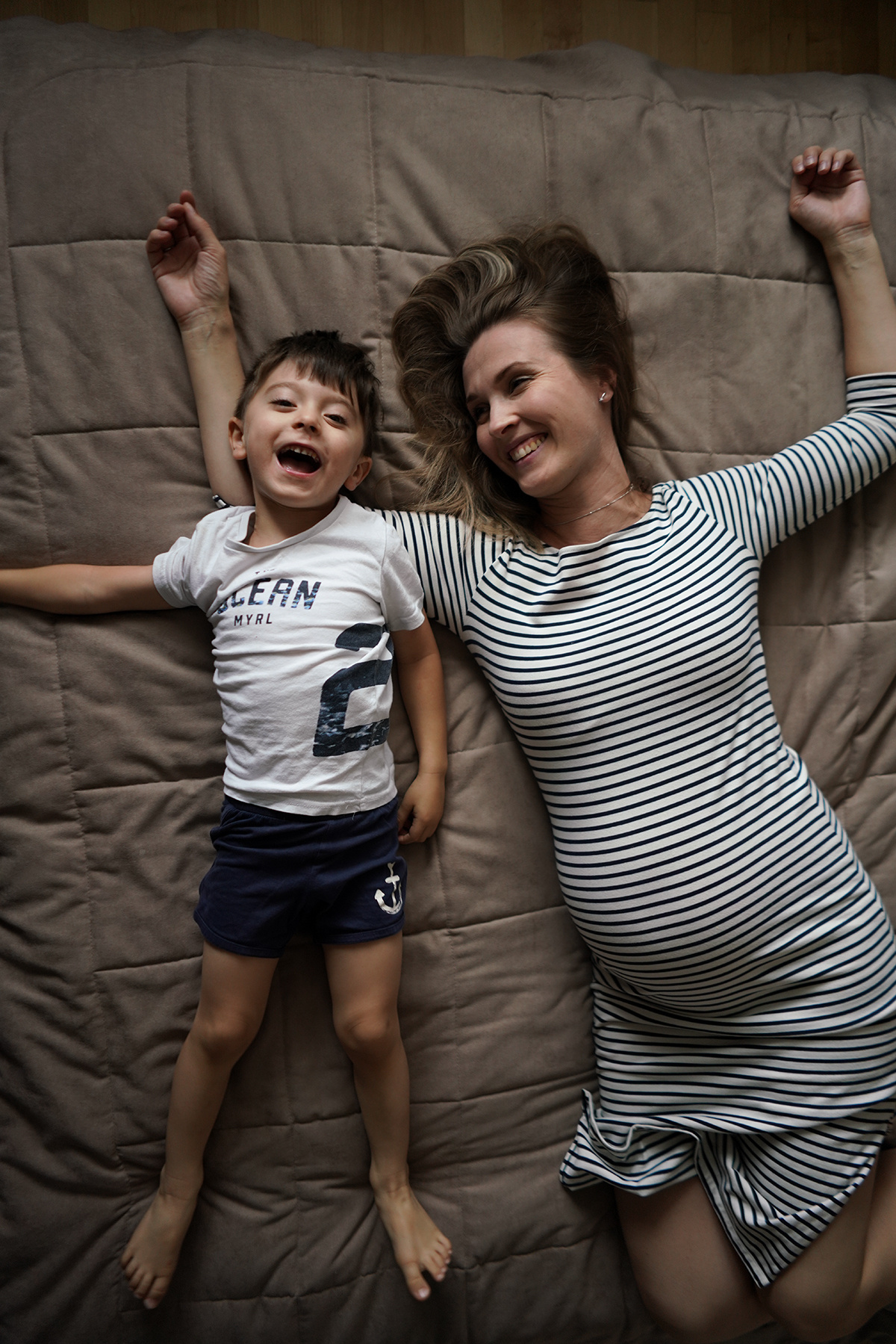 Фотосессия беременной дома - Анн Бортникова. Видеограф в Москве Анна Бортникова