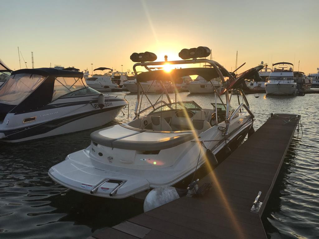 Вейкборд Гидроциклы Вейксерф Электросерф в Сочи Заказать. Аренда Яхт в Сочи от Эконом до Премиум Класса