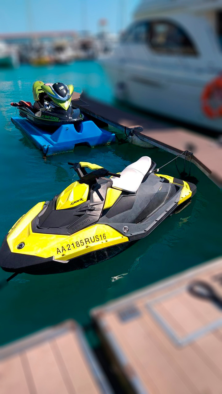 Вейкборд Гидроциклы Вейксерф Электросерф в Сочи Заказать. Аренда Яхт в Сочи от Эконом до Премиум Класса