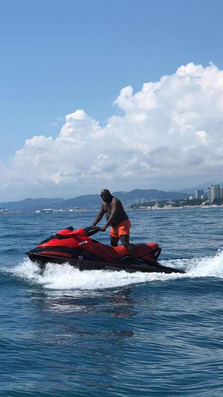 Вейкборд Гидроциклы Вейксерф Электросерф в Сочи Заказать. Аренда Яхт в Сочи от Эконом до Премиум Класса