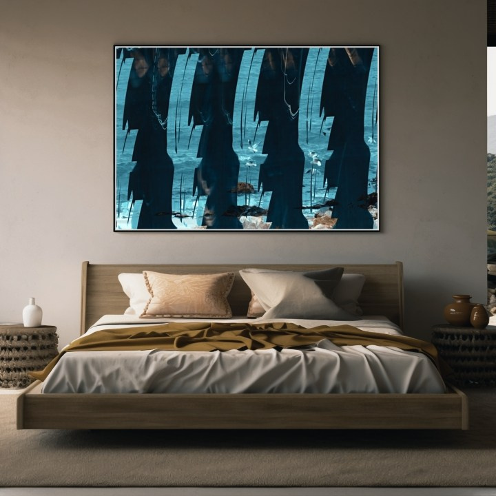 ORIGINAL. International visual artist Elen Reflecta