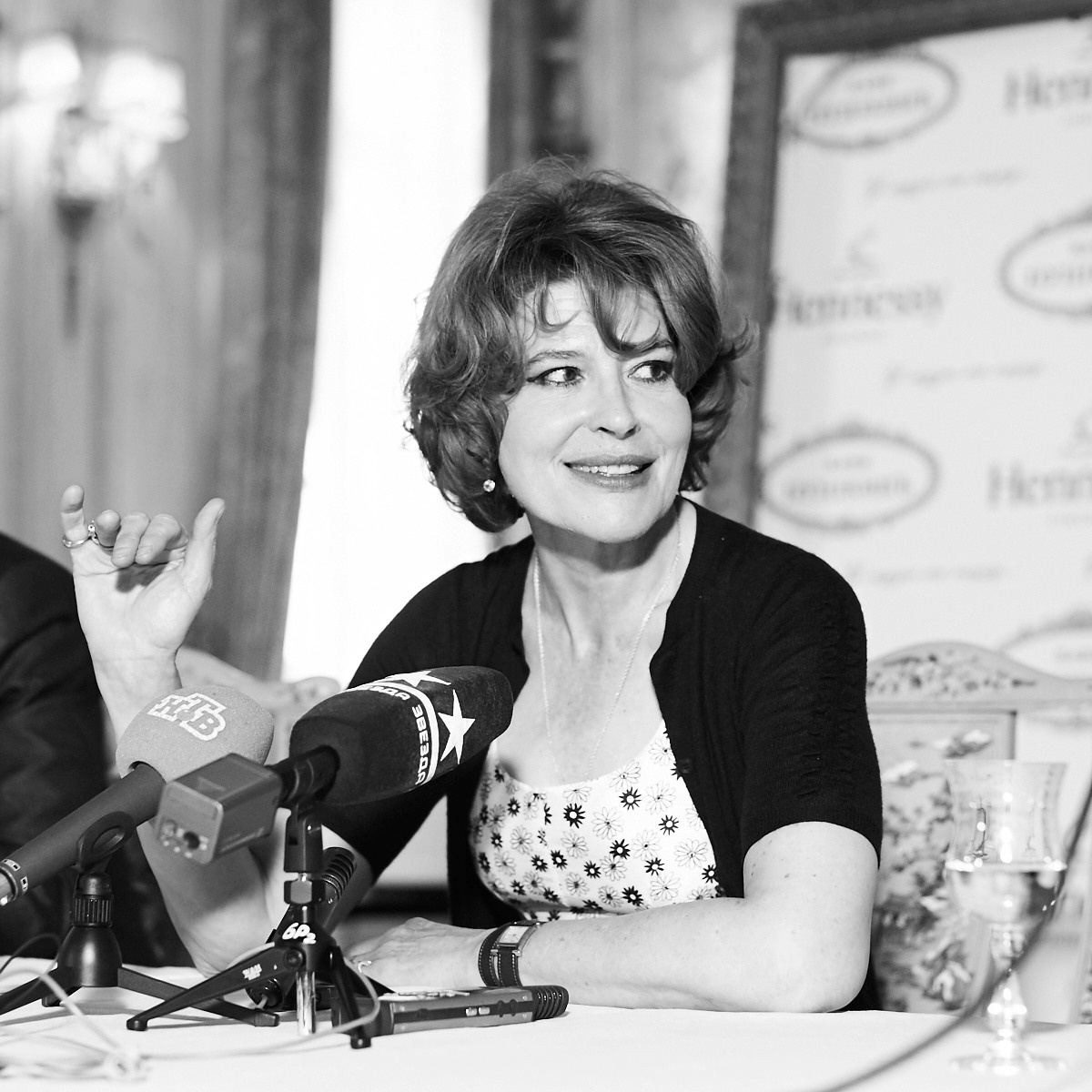 Знаменитости | Celebrities. Bespoke Image Service