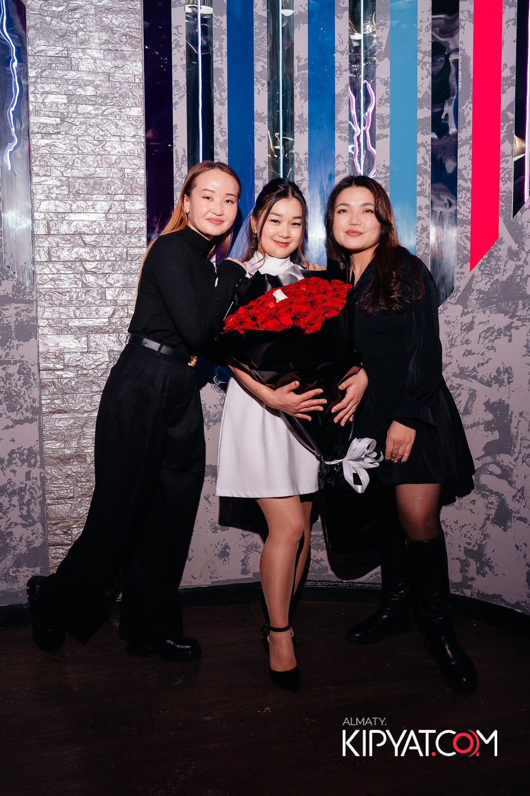 УХО И МЕДВЕДЬ НА ГАГАРИНА. КИПЯТКОМ АЛМАТЫ!