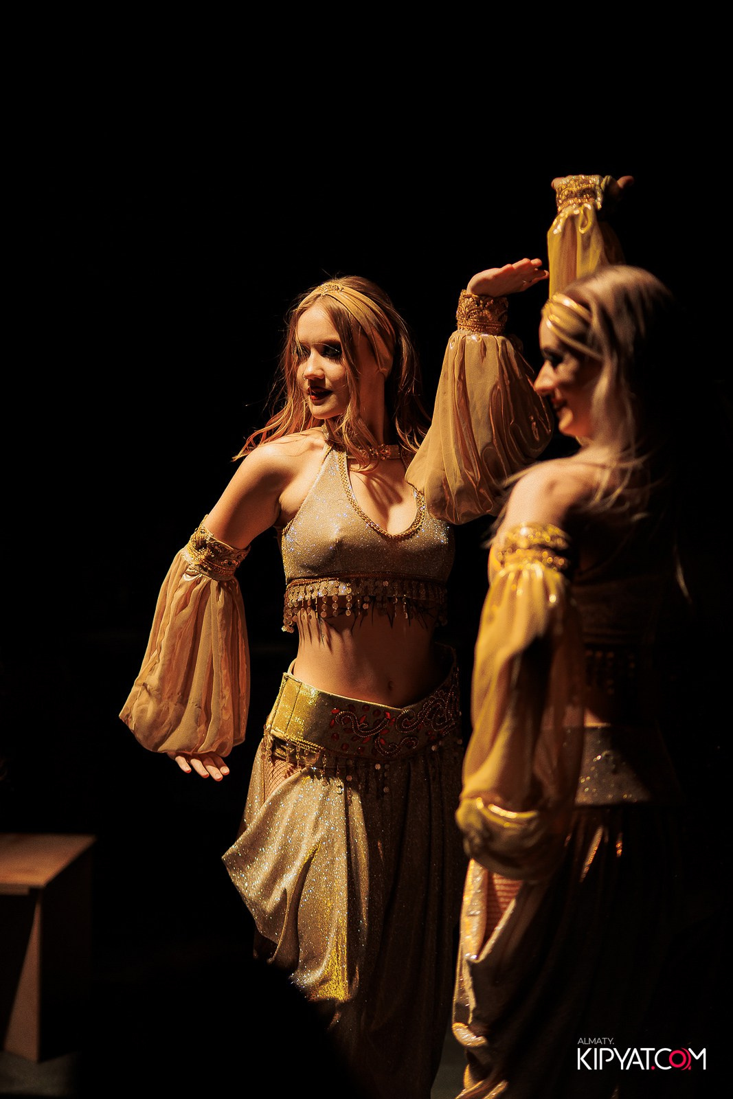 FRIENDS BAR & TERRACE. КИПЯТКОМ АЛМАТЫ!