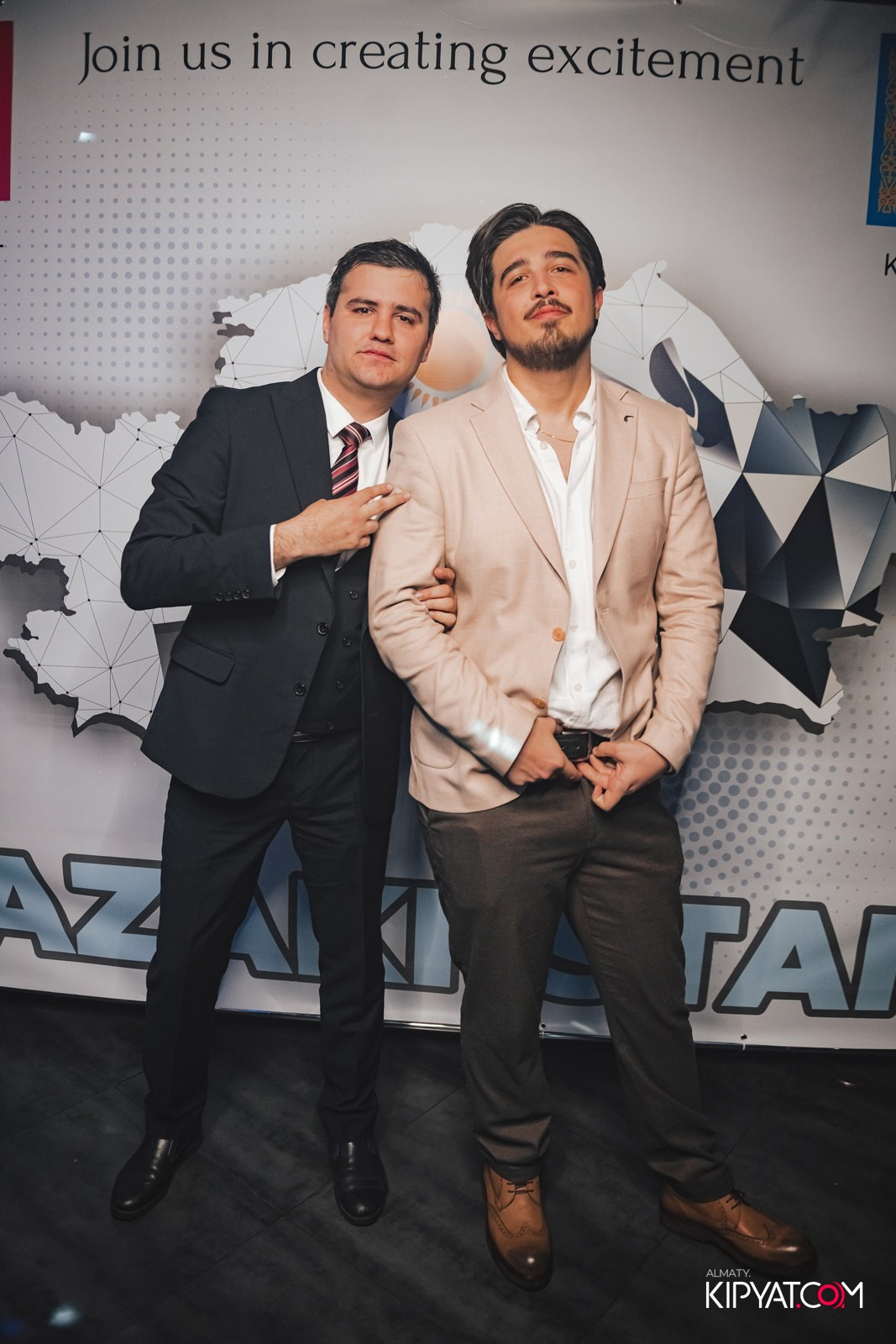 ДОРОГАЯ, Я НЕ ПИЛ. КИПЯТКОМ АЛМАТЫ!