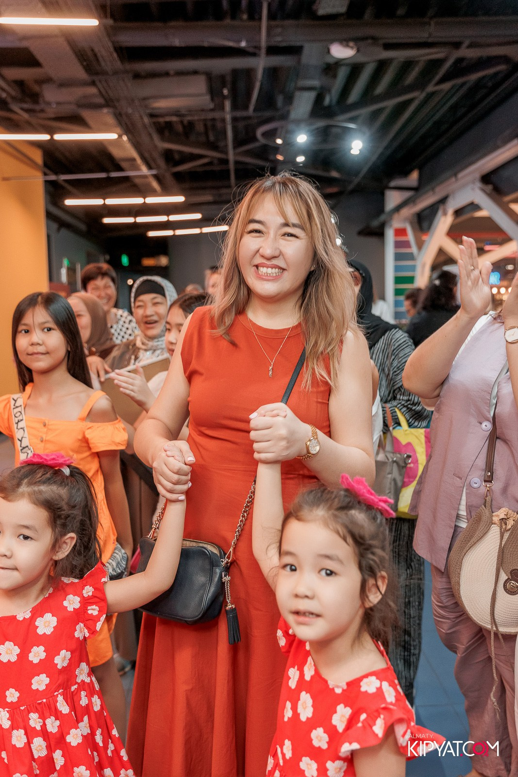 ПРЕЗЕНТАЦИЯ 10 ГРУППЫ КИНОПРОЕКТА STARBALALAR. КИПЯТКОМ АЛМАТЫ!